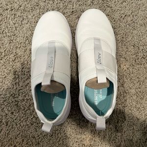 Clove WOMEN'S SOLO
BRILLIANT WHITE